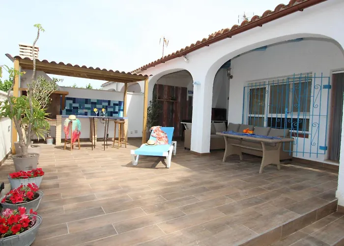 Casa Cerca Del Mar Con Piscina, Aire Acondicionado, Wifi, Admite Mascotas Y Playa Para Perros - Es-184-9